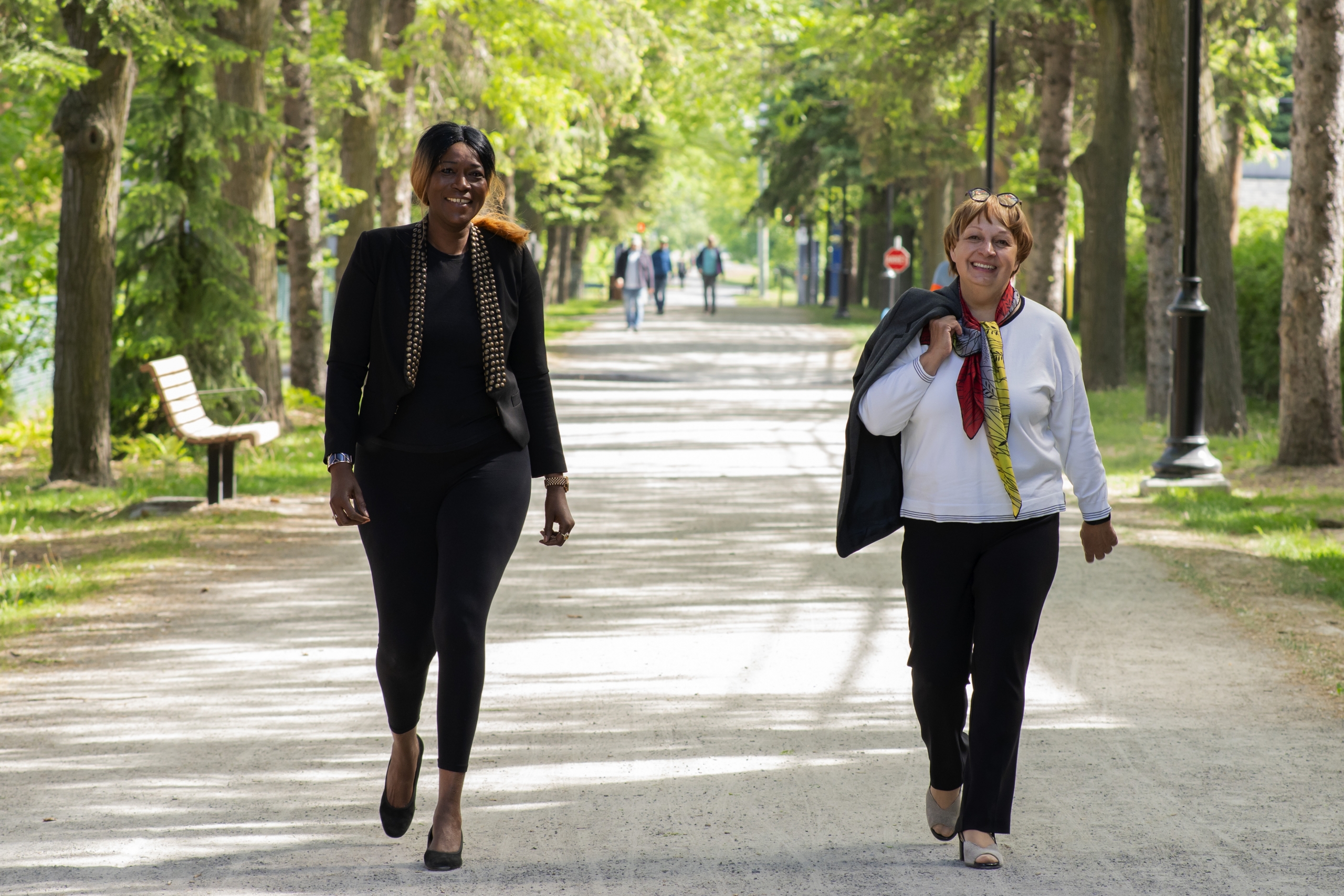 H&eacute;l&egrave;ne Bergeron repr&eacute;sentera Ensemble dans le district St-Charles