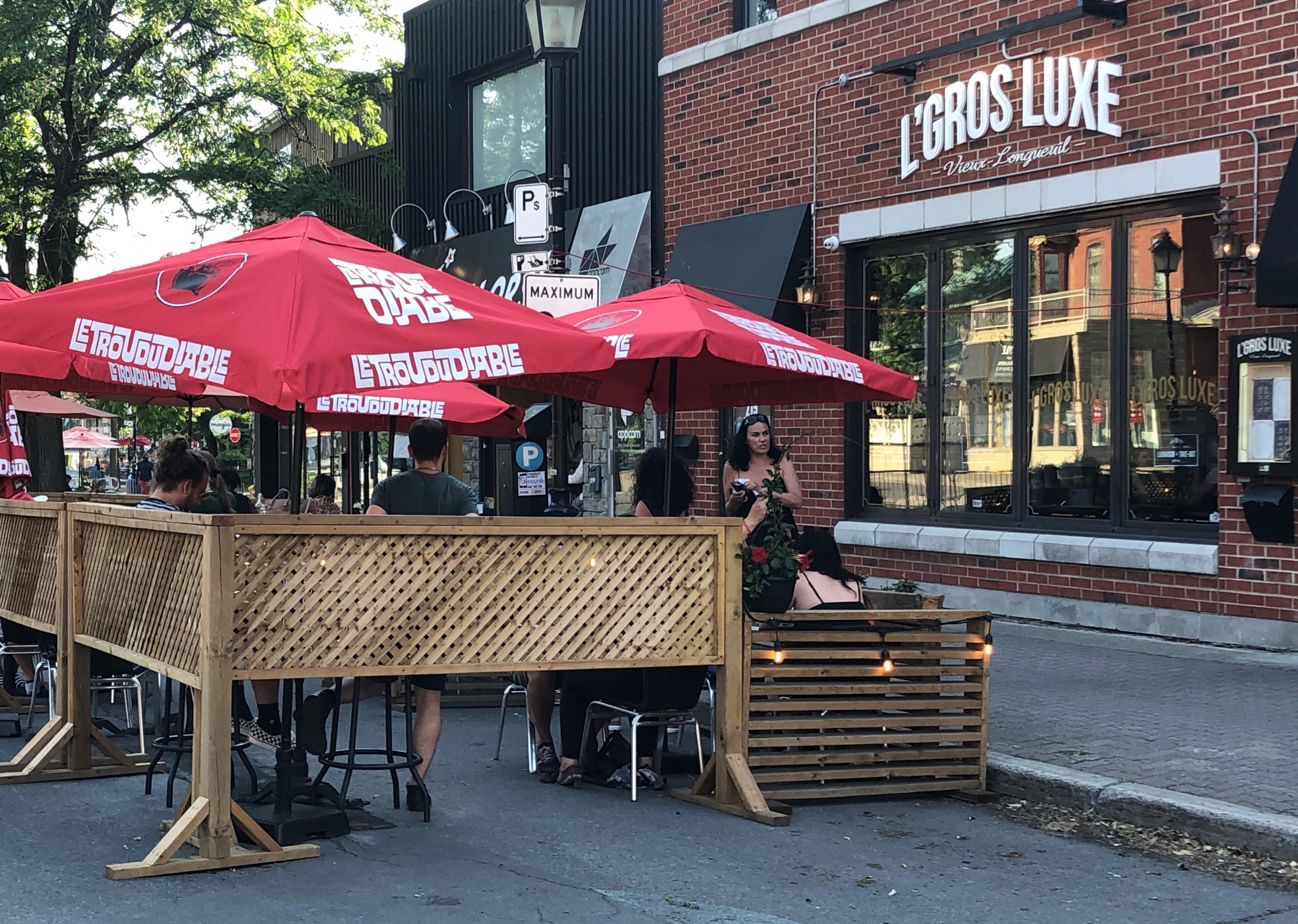 La Mont&eacute;r&eacute;gie en zone jaune d&egrave;s lundi