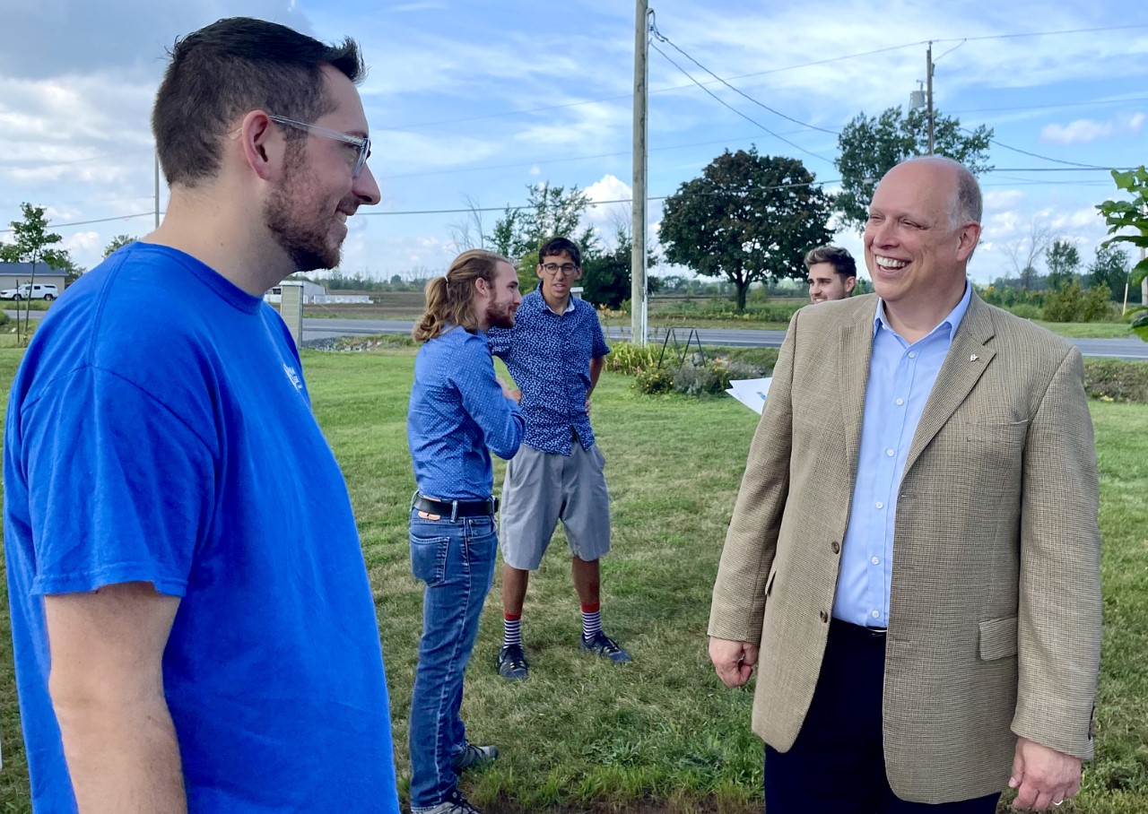 Aéroport de Saint-Hubert: Stéphane Bergeron continuera à faire entendre les préoccupations citoyennes