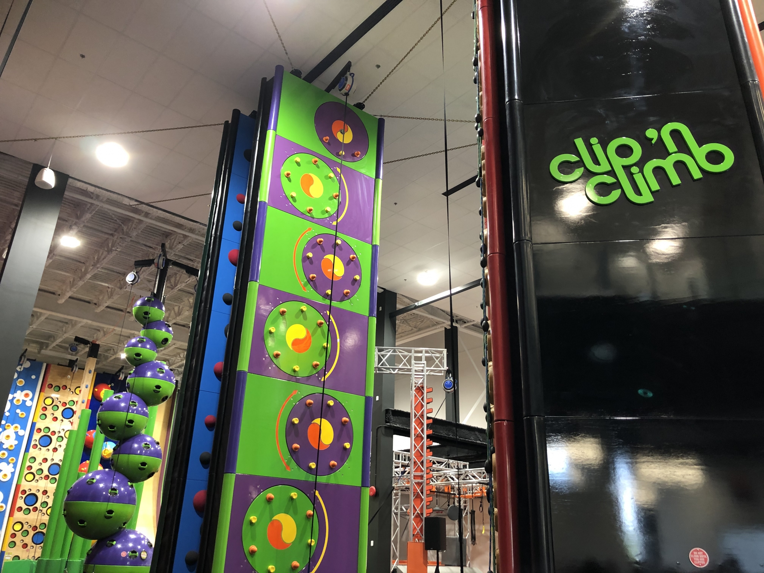 Escalade Clip’n Climb : le deuxième plus grand centre au monde se trouve à Brossard