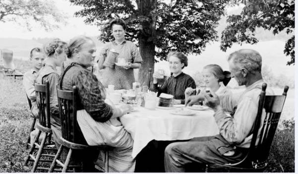 Dans le rétroviseur : Une famille de Montréal-Sud