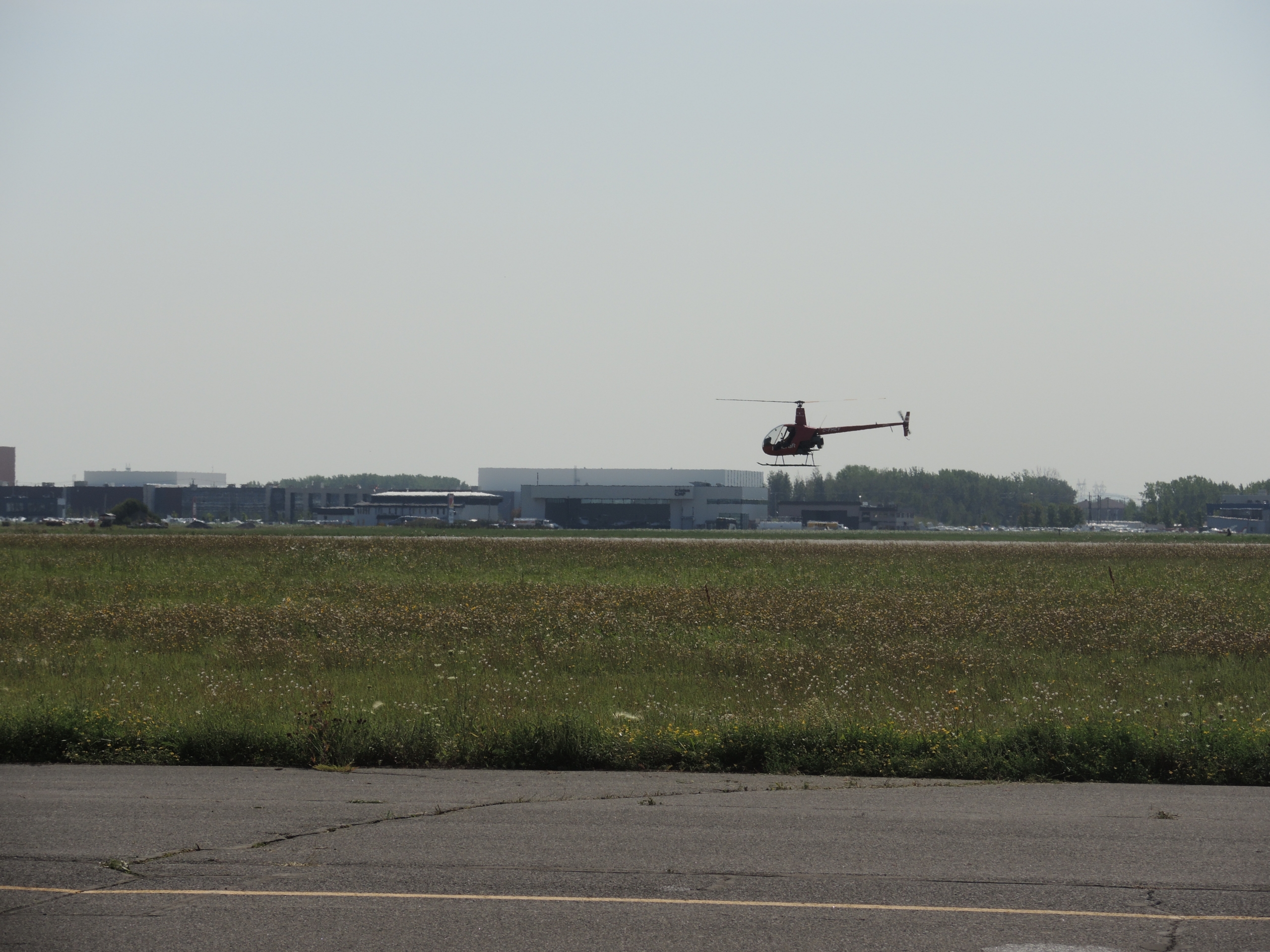 Vols d’hélicoptères : les élus de Longueuil rencontrent NAV Canada