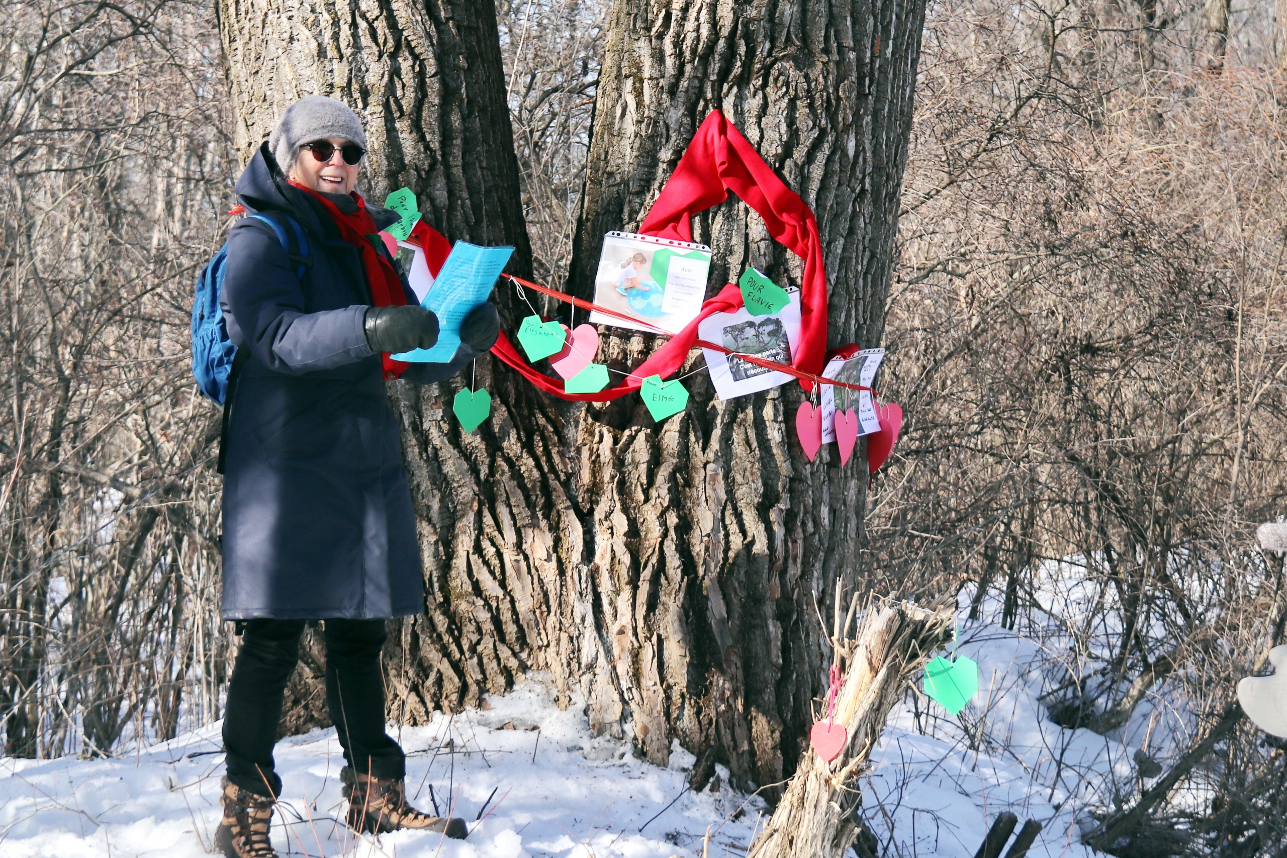 Des mères visitent le boisé Maricourt pour l’aimer
