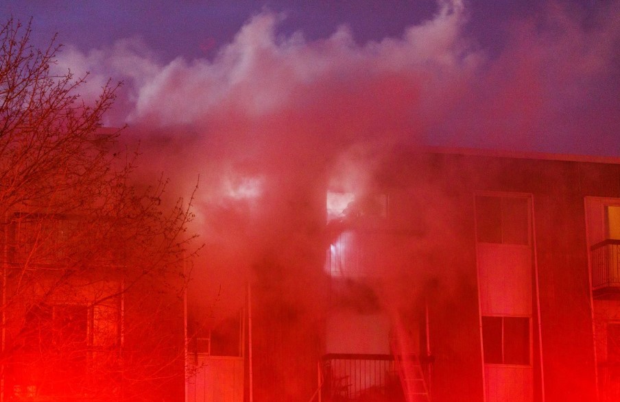 Une personne sauvée des flammes lors de l’incendie sur le boulevard Édouard