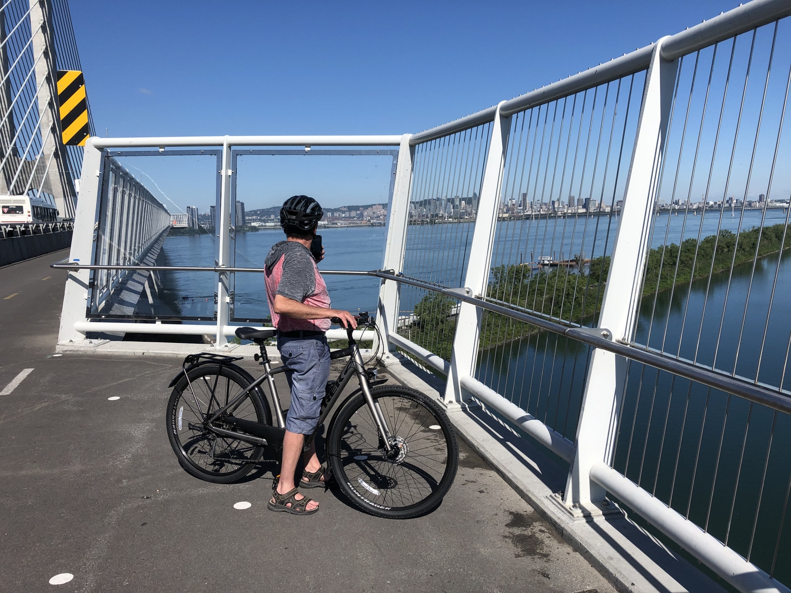 Dispositifs anti-suicides : aucun correctif ou ajout « à court terme » au pont Samuel De-Champlain