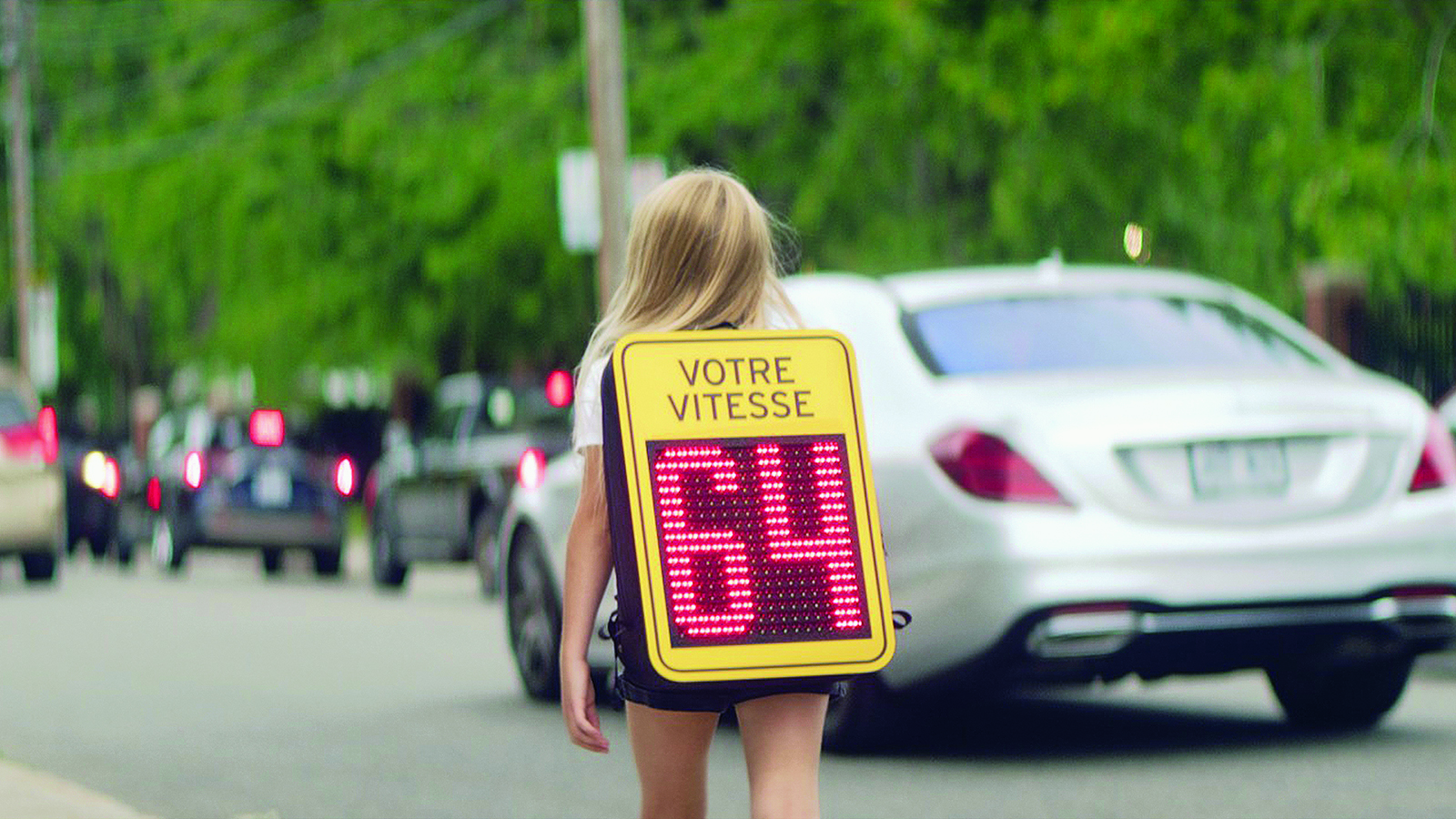 Dépasser légèrement les limites de vitesse constitue-t-il un comportement normal ?