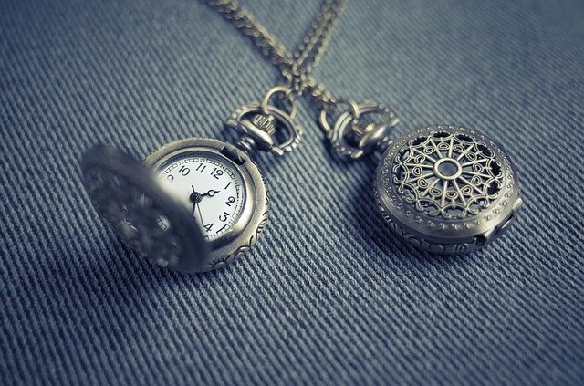 silver-watch Silver Watch
