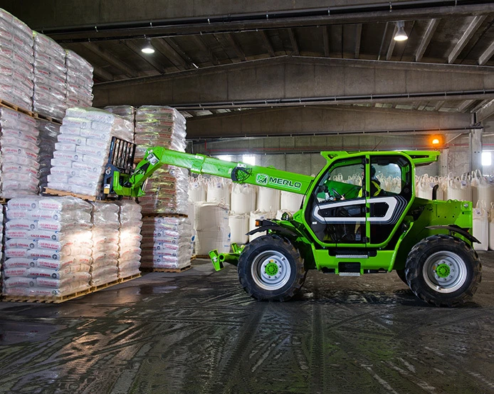 35 11 Stacking pallet