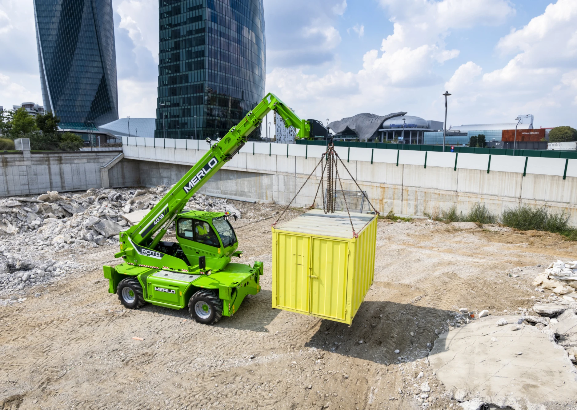 R4018 JIB CONTAINER EXTERNAL 01
