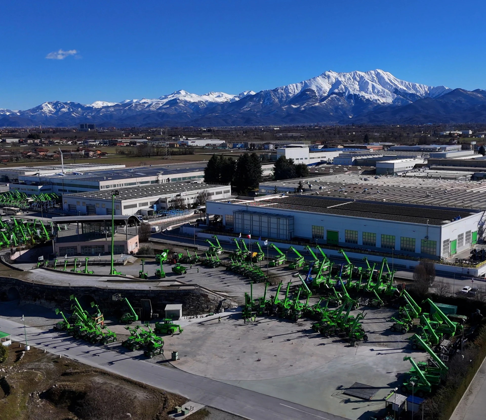 Composant text 2780x2432px Merlo Italie