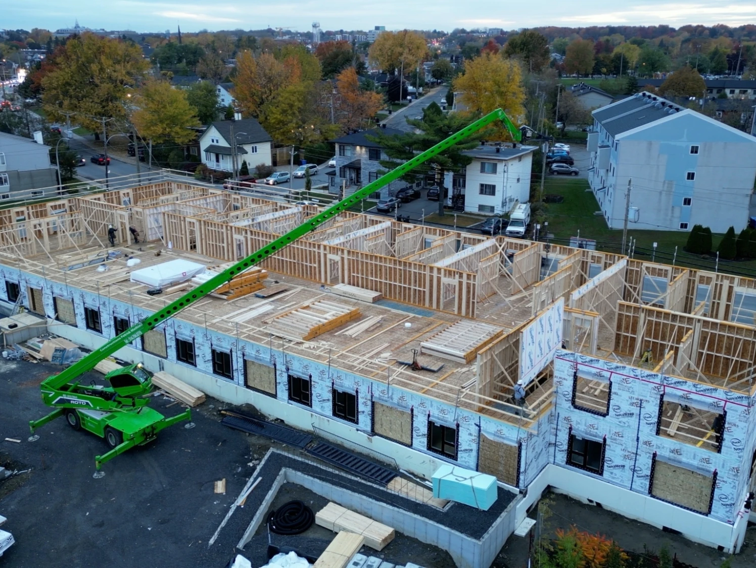 PMATHIEU 5035 STILL WALLLIFT SIDE 01