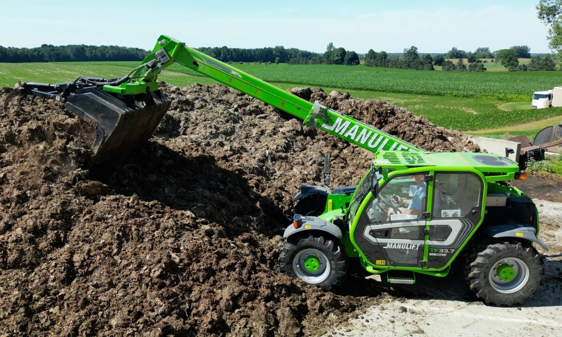 BBF 337 STILL MANURE 04
