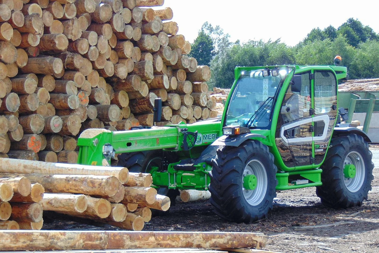 TF357 WOOD FORKS EXTERNAL 01