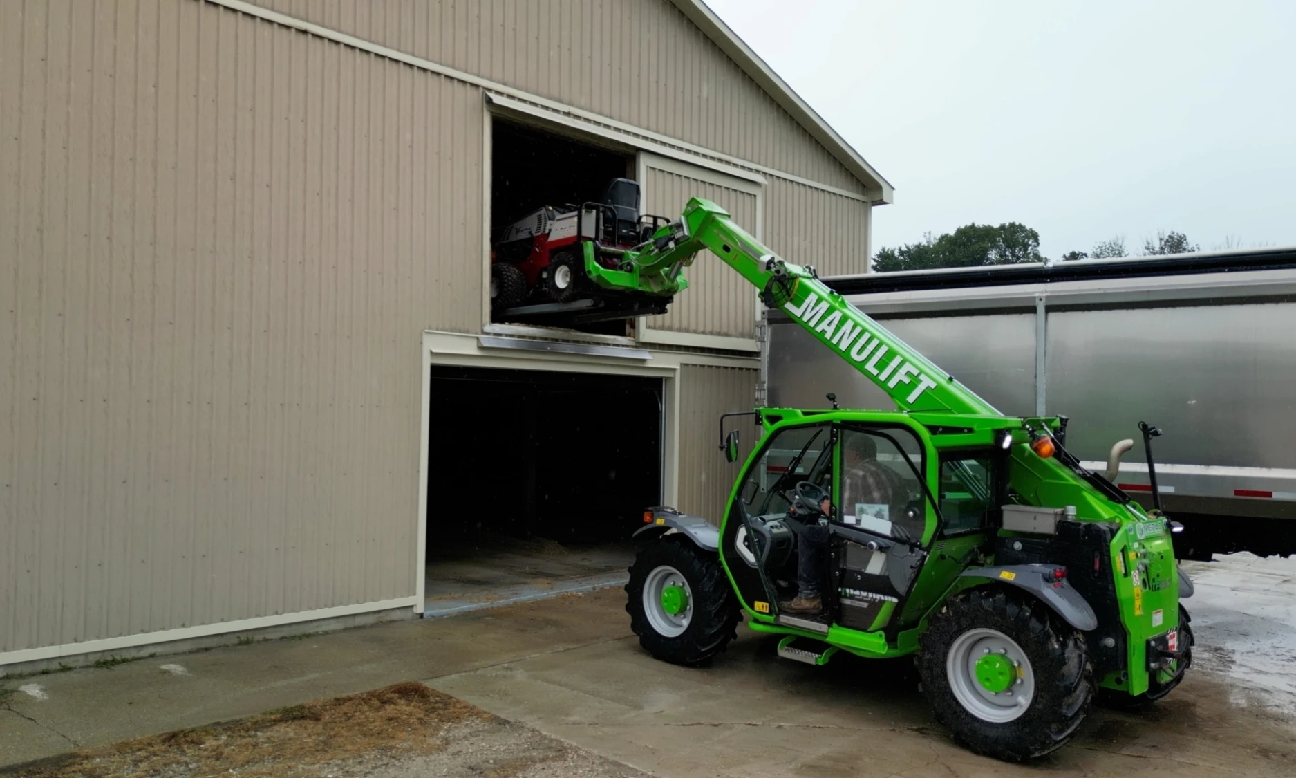 BBF 337 STILL SMALLTRACTOR 02