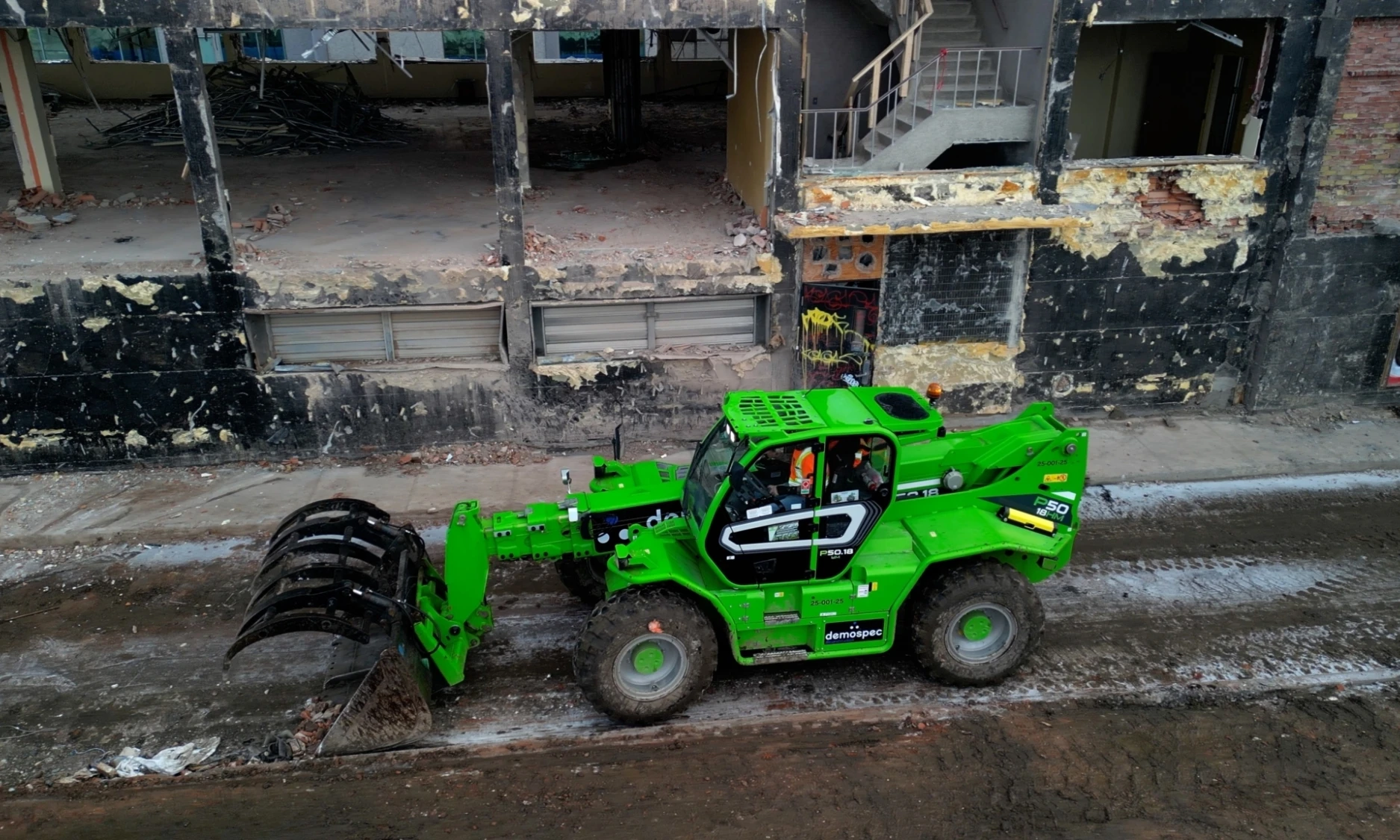 DEMOSPEC P5018 HM STILL 4 K SCRAPPING 01