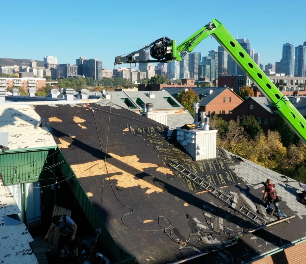 R5035 ROOFER STILL 13