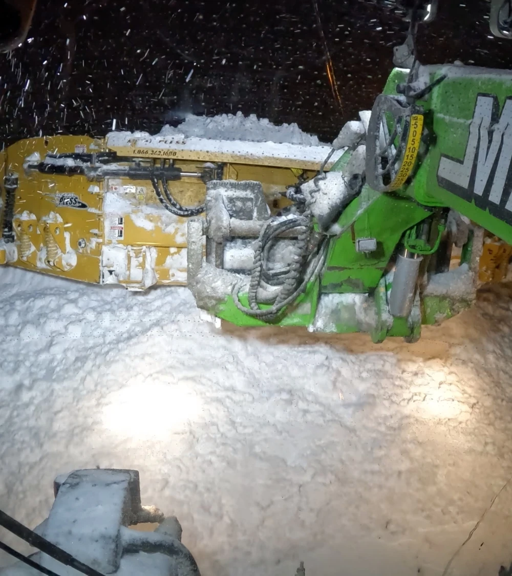 SNOWPLOW STILLS 2023 ALT 02