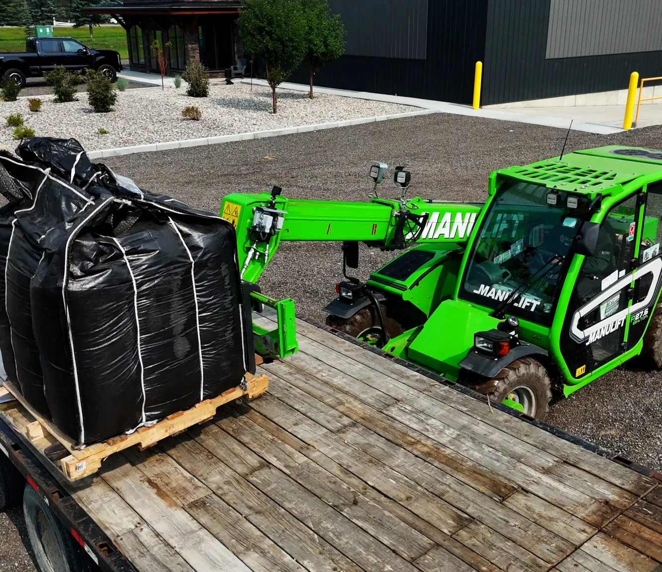 TANGLE P276 STILL UNLOAD TRUCK 08
