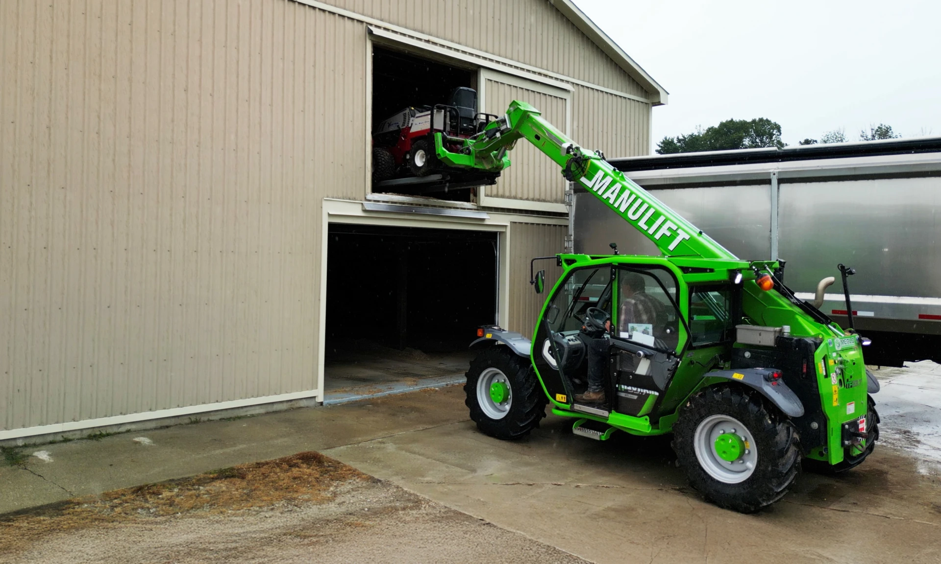 BBF 337 STILL SMALLTRACTOR 01