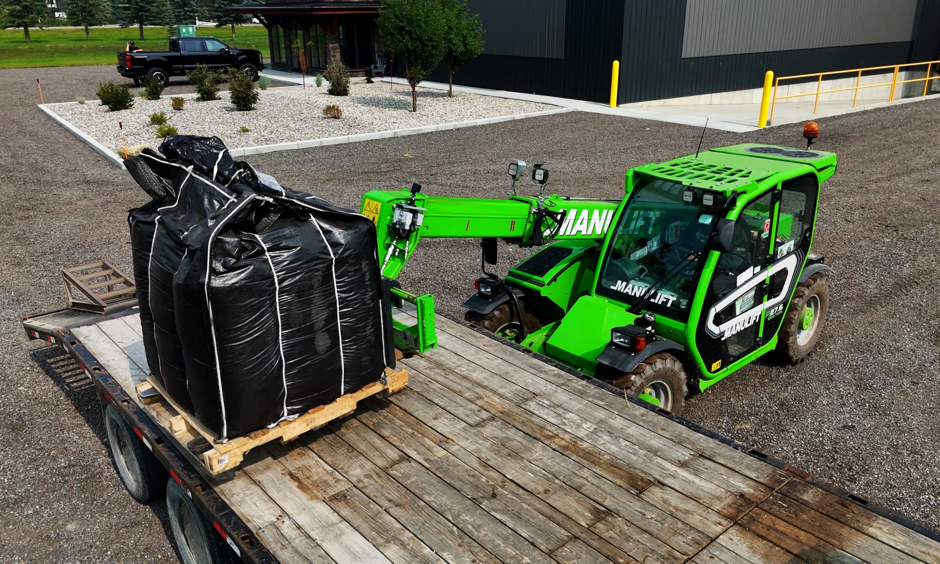 TANGLE P276 STILL UNLOAD TRUCK 08