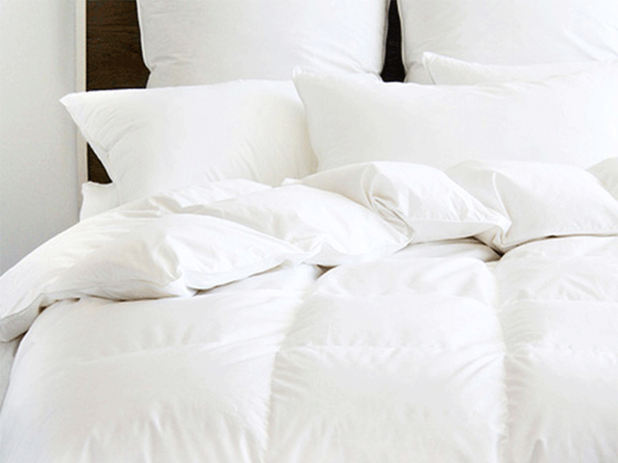 Additional view 1 of Couette en duvet léger Chinook - Queen
