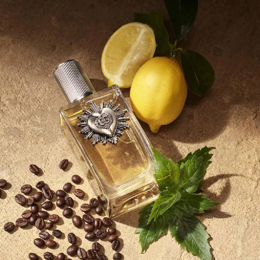 Additional view 1 of Dévotion pour hommes Eau de Parfum - 100 ml