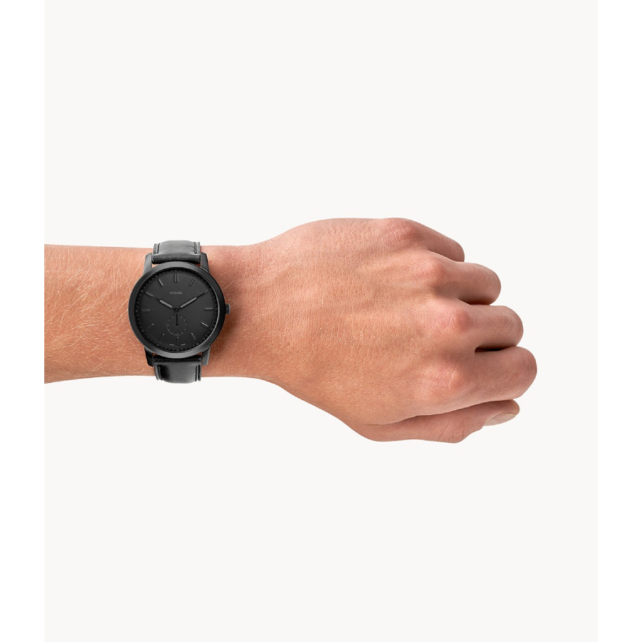 Additional view 2 of La montre minimaliste en cuir noir à deux aiguilles