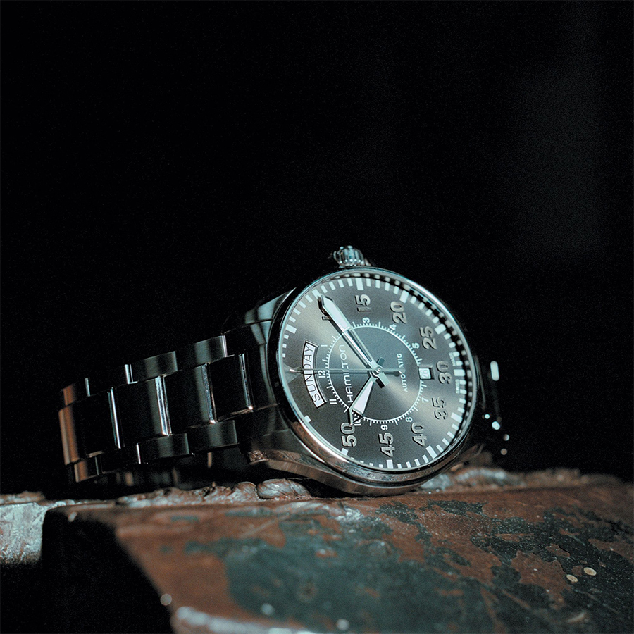 Additional view 1 of Montre automatique tout en métal Khaki Aviation Pilote Day Date - Hommes - 42mm - Noir/acier inoxydable