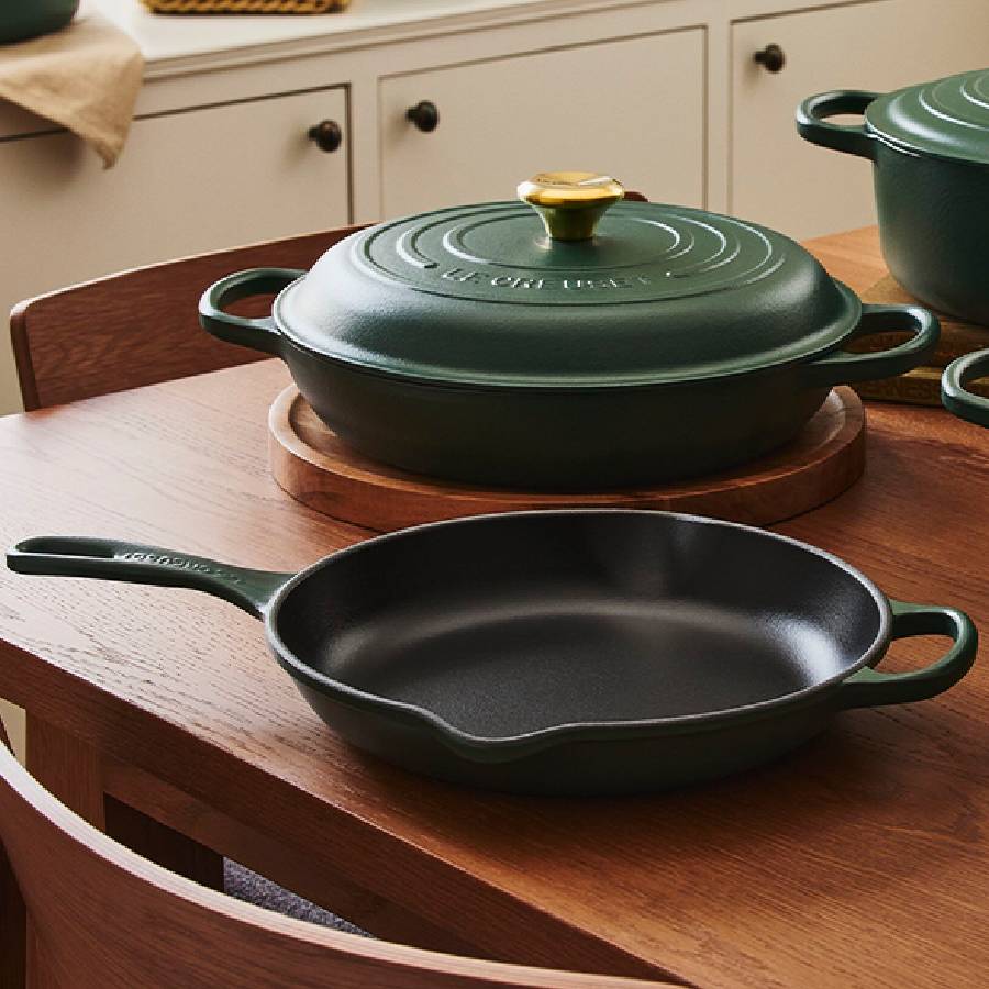 Additional view 2 of CI Signature 26 cm Iron Handle Skillet - Forêt