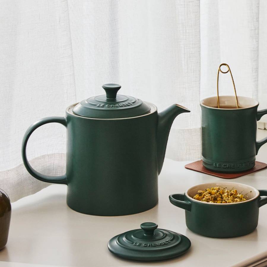 Additional view 1 of SW Classic 1.3 L Grand Teapot - Forêt