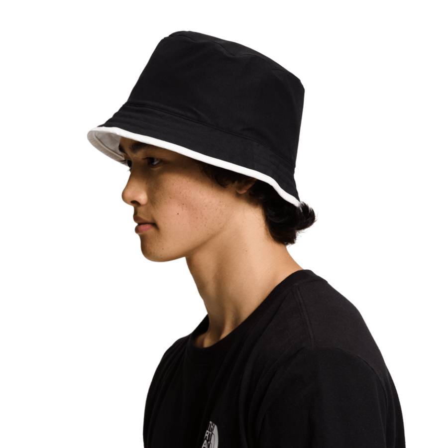 Additional view 2 of Chapeau réversible Class V - Noir / Blanc - Grand / Très Grand
