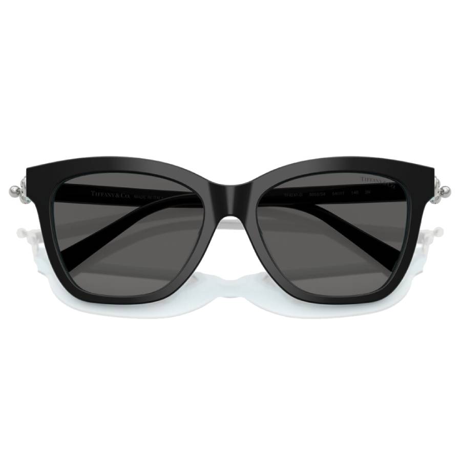 Additional view 1 of Lunettes de soleil carrées avec maillons HardWear - Femmes - Noir sur fond bleu Tiffany