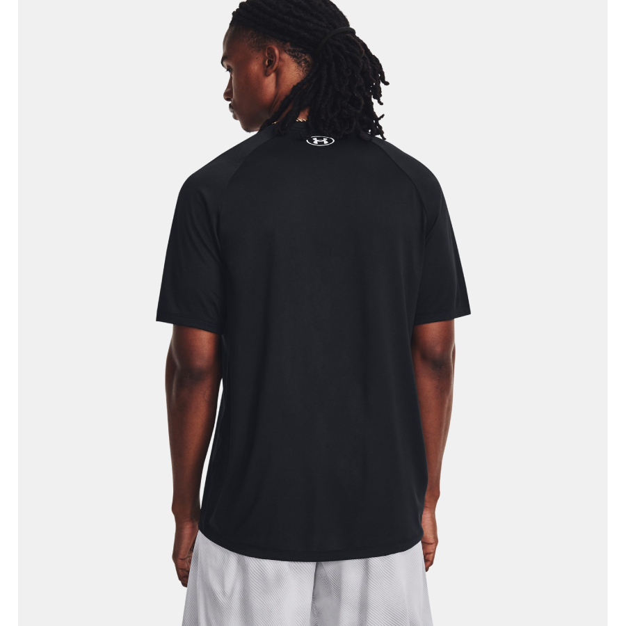 Additional view 2 of T-shirt avec imprimé Tech - Hommes - Noir - Moyen