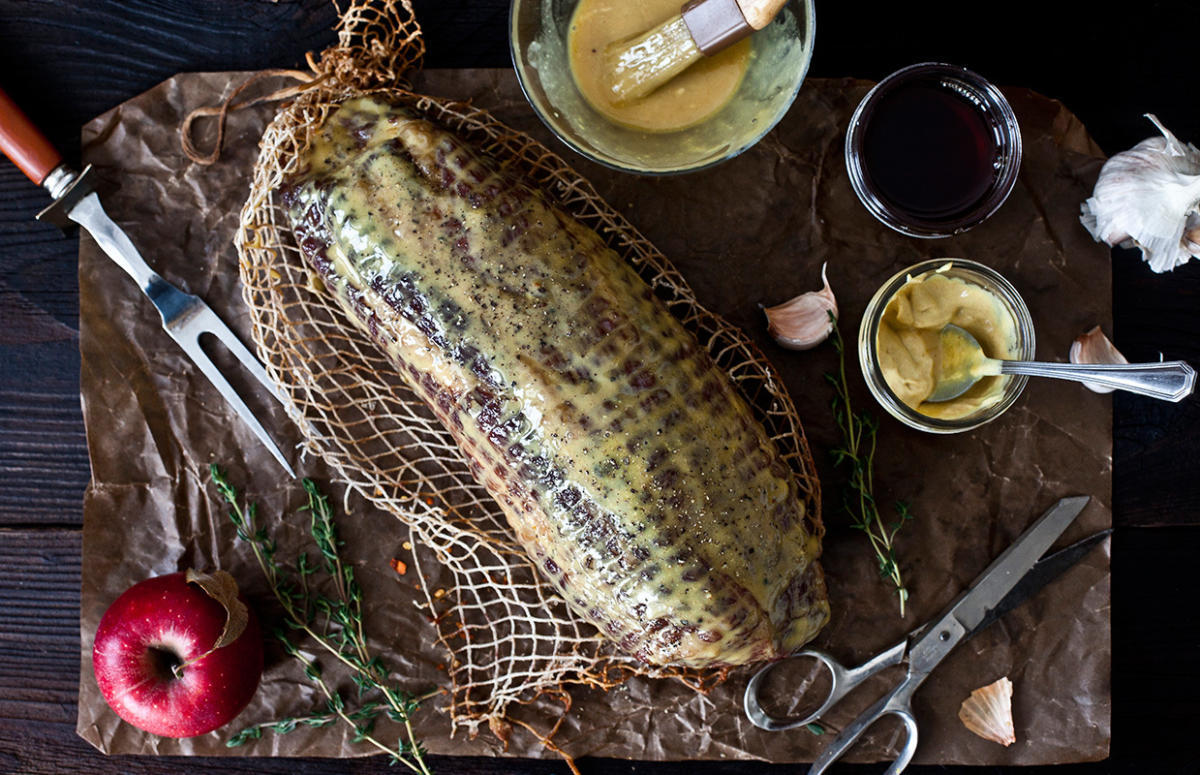Jambon fumé aux pommes, à l’érable et à la Boréale Rousse