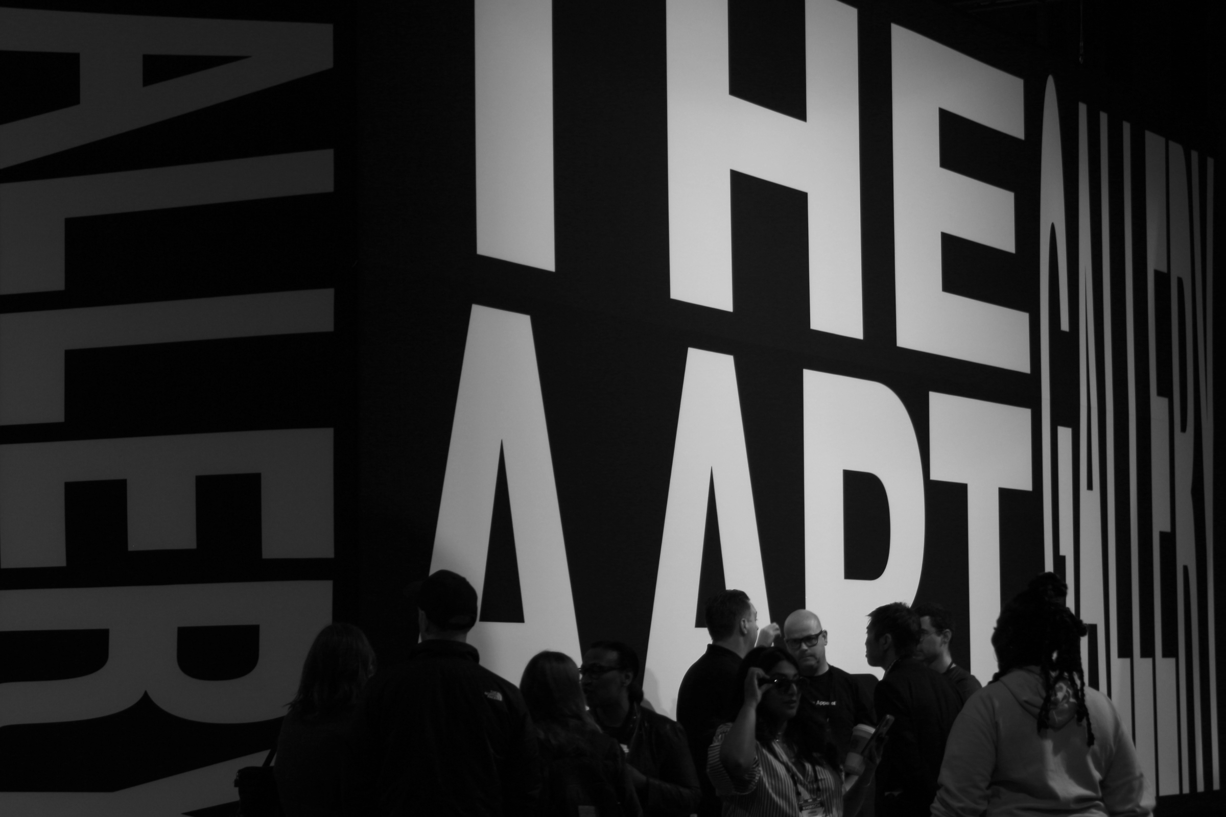 06 GILDAN AMERICANAPPAREL BOOTH BEHANCE