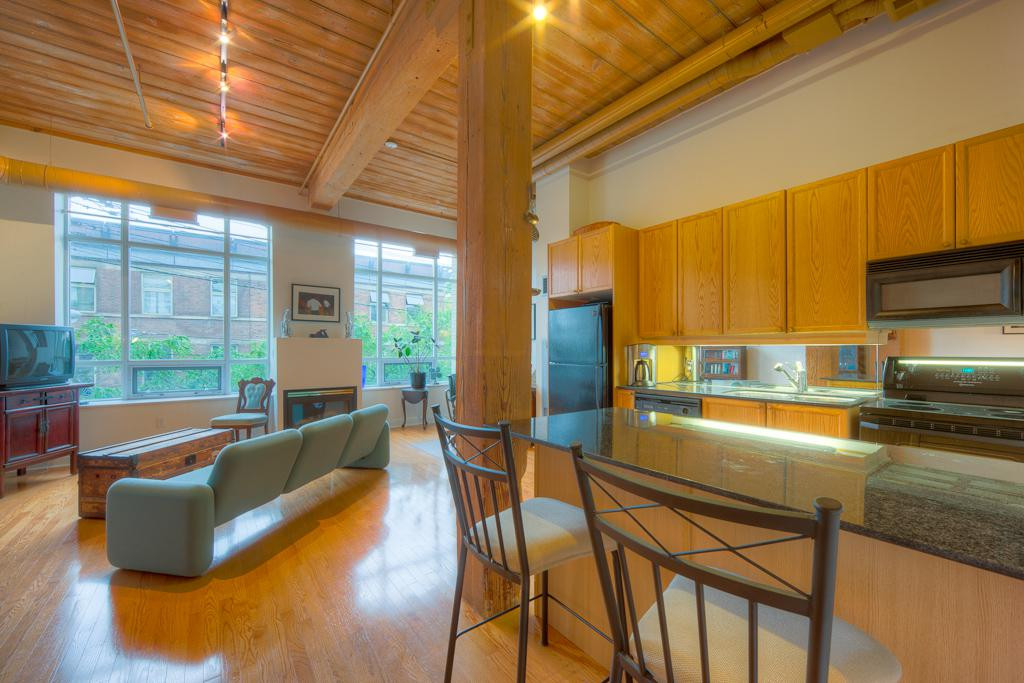 Toronto Loft Wars: Hard Lofts Versus Soft Lofts