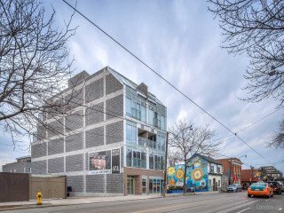 Azul Lofts
