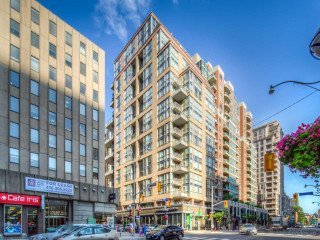Maxus Lofts