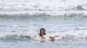 Bodysurfing with SLYDE handplanes