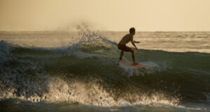 beginner surf photography hero image