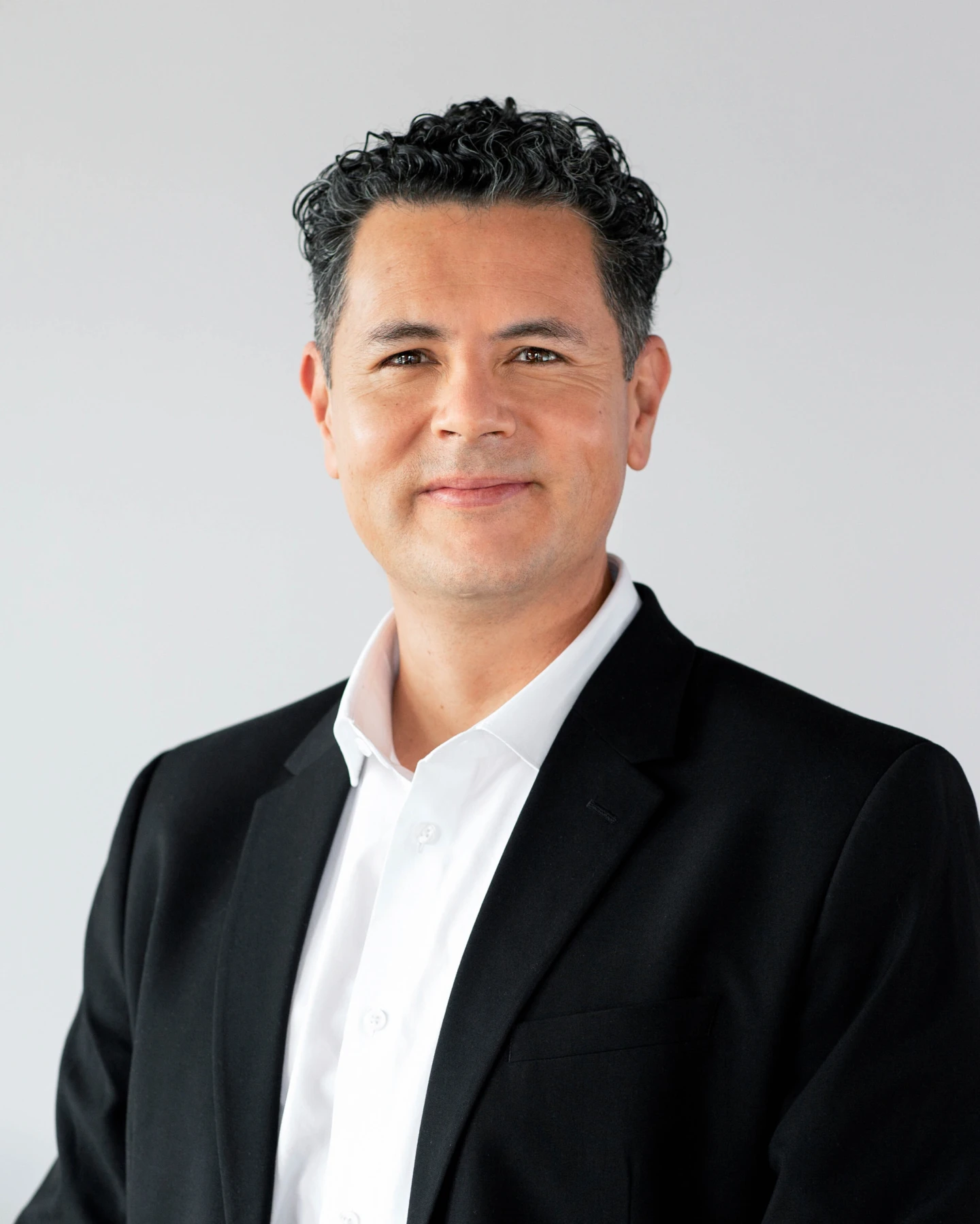 PR GERARDO PEREZ Fiche
