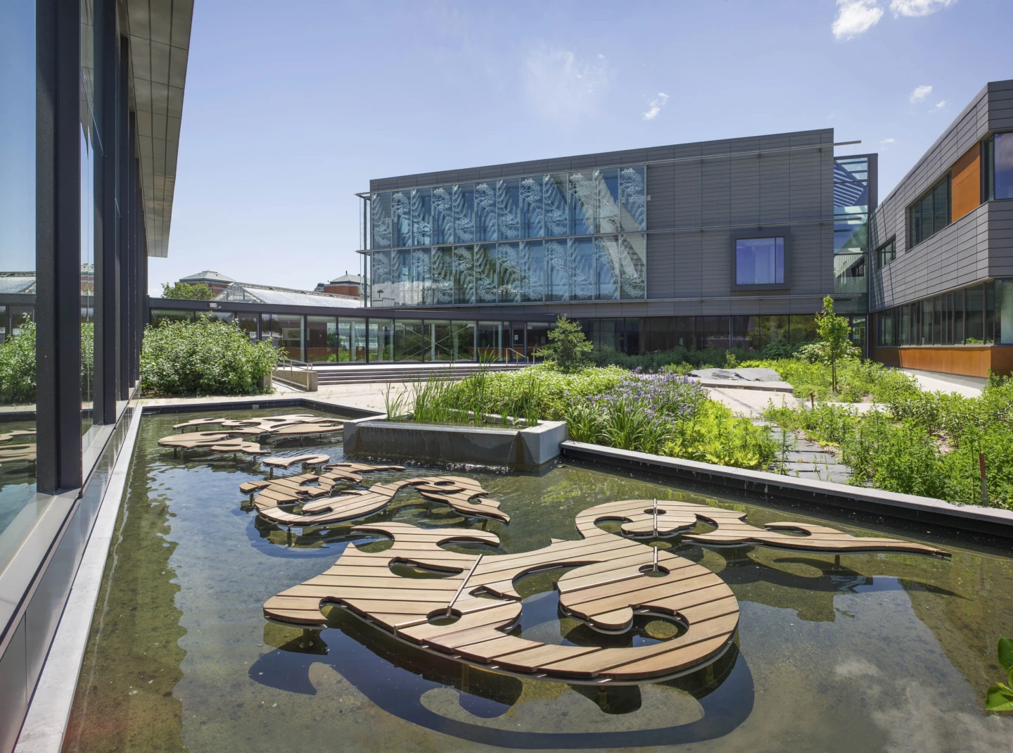 Extérieur du Centre sur la biodiversité de l’Université de Montréal