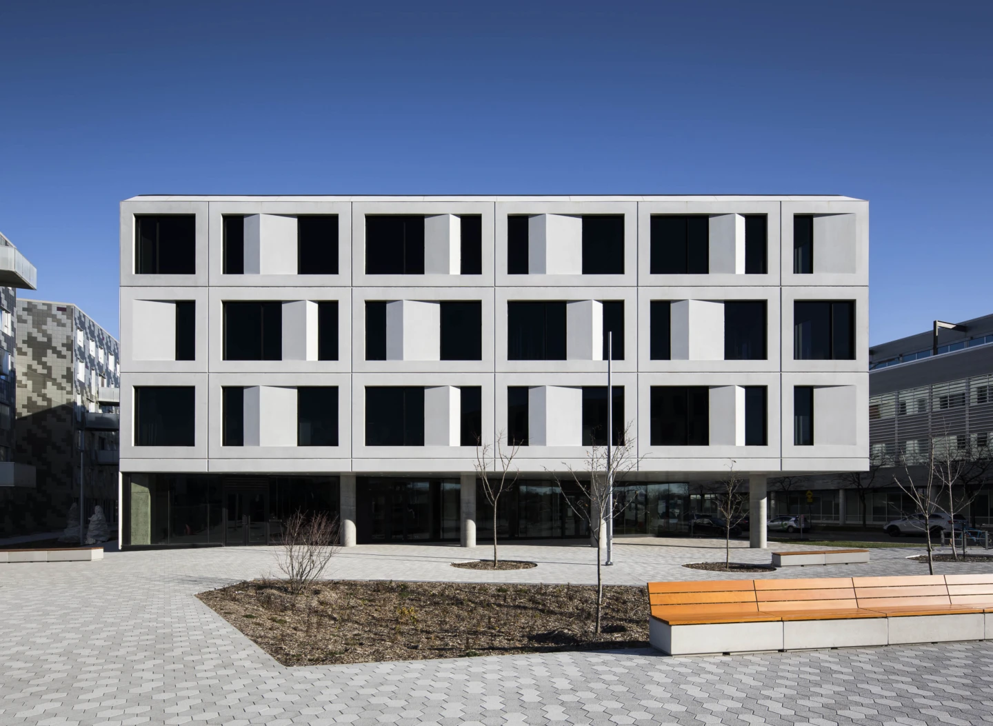 PR CLINIQUE ANGUS SB 001