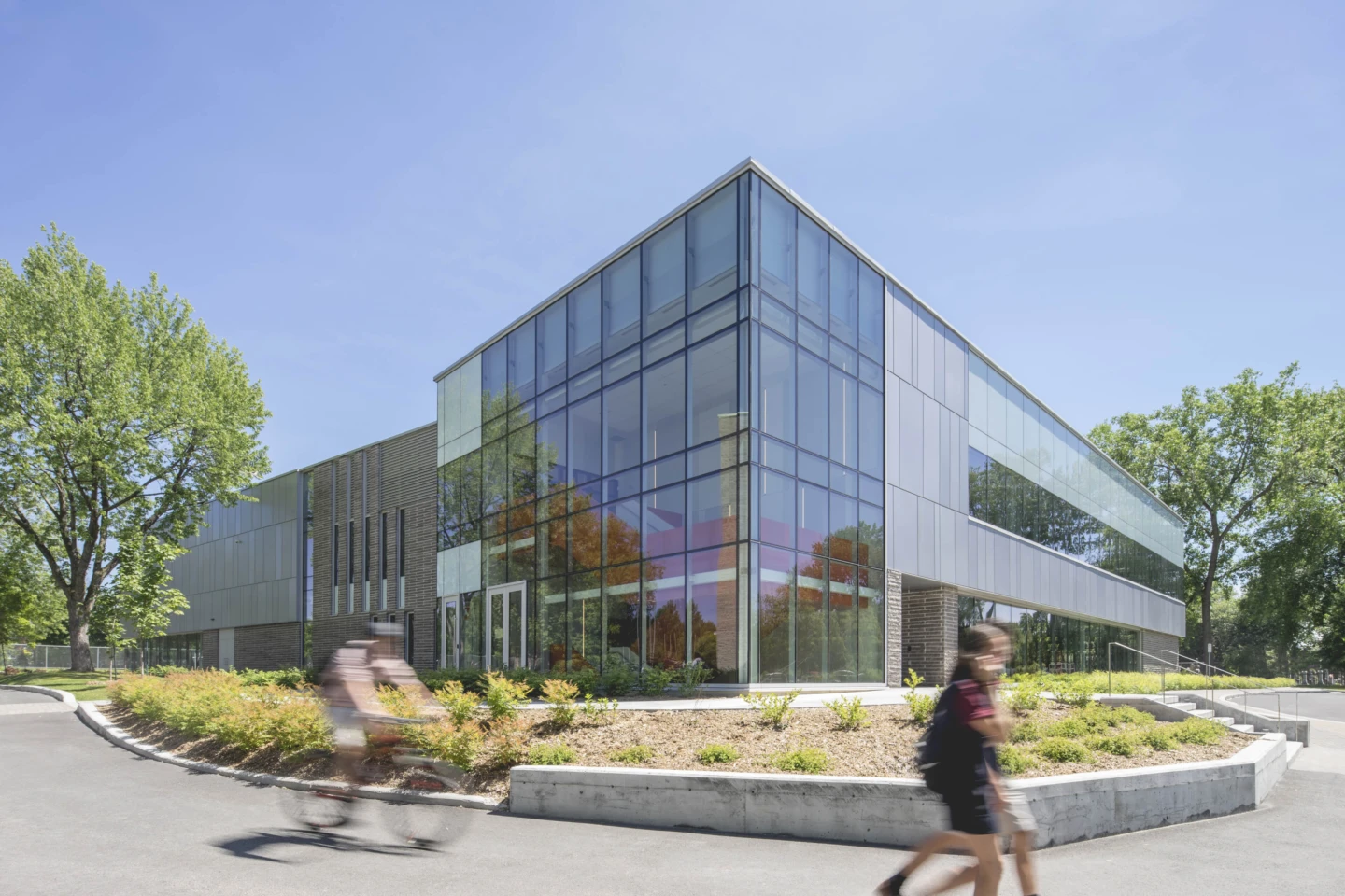 Extérieur du Collège Mont-Saint-Louis