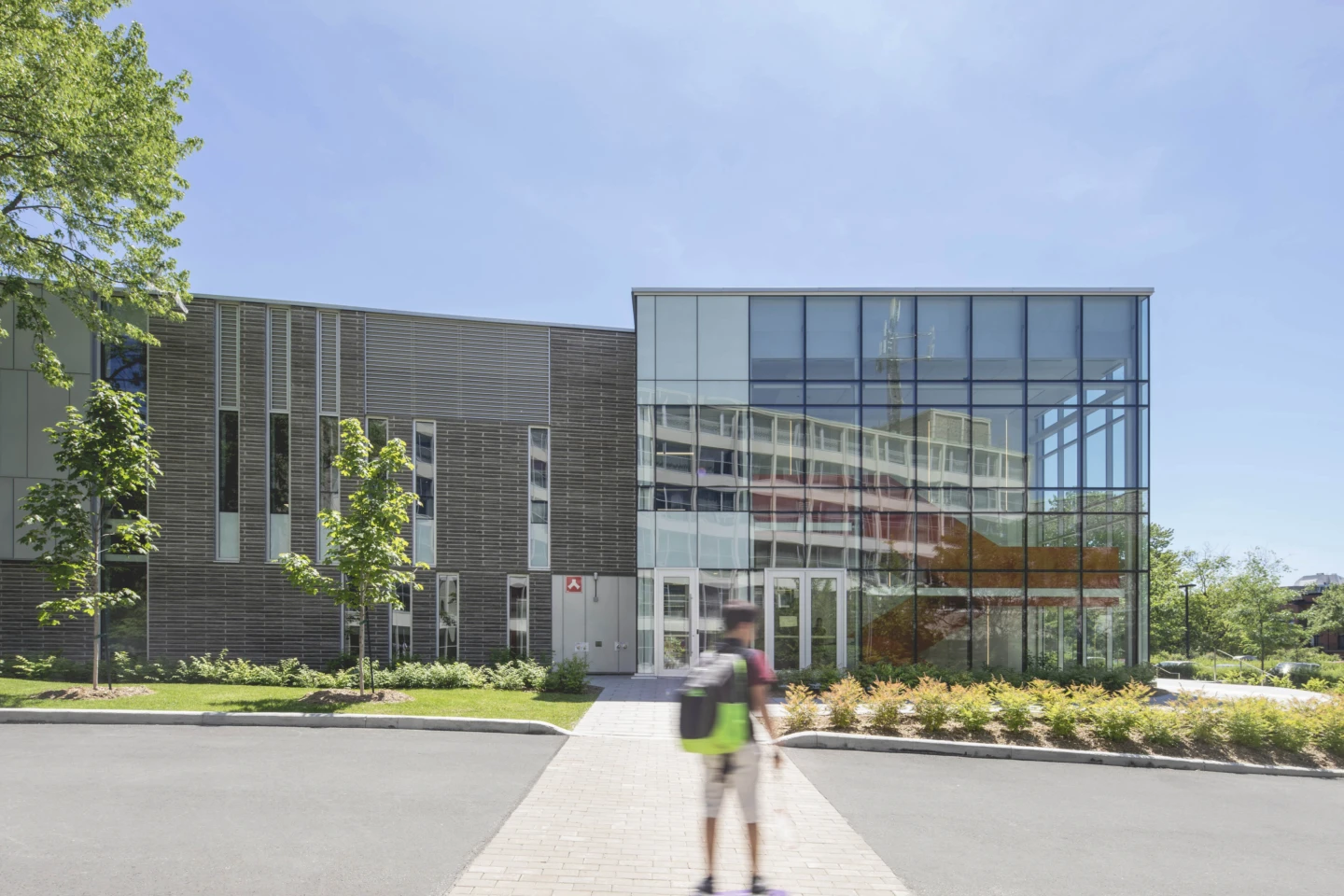 Extérieur du Collège Mont-Saint-Louis