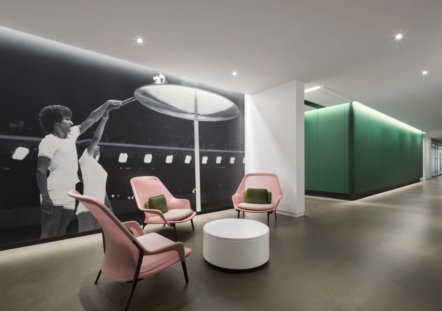 Intérieur des bureaux Desjardins dans la Tour de Montréal