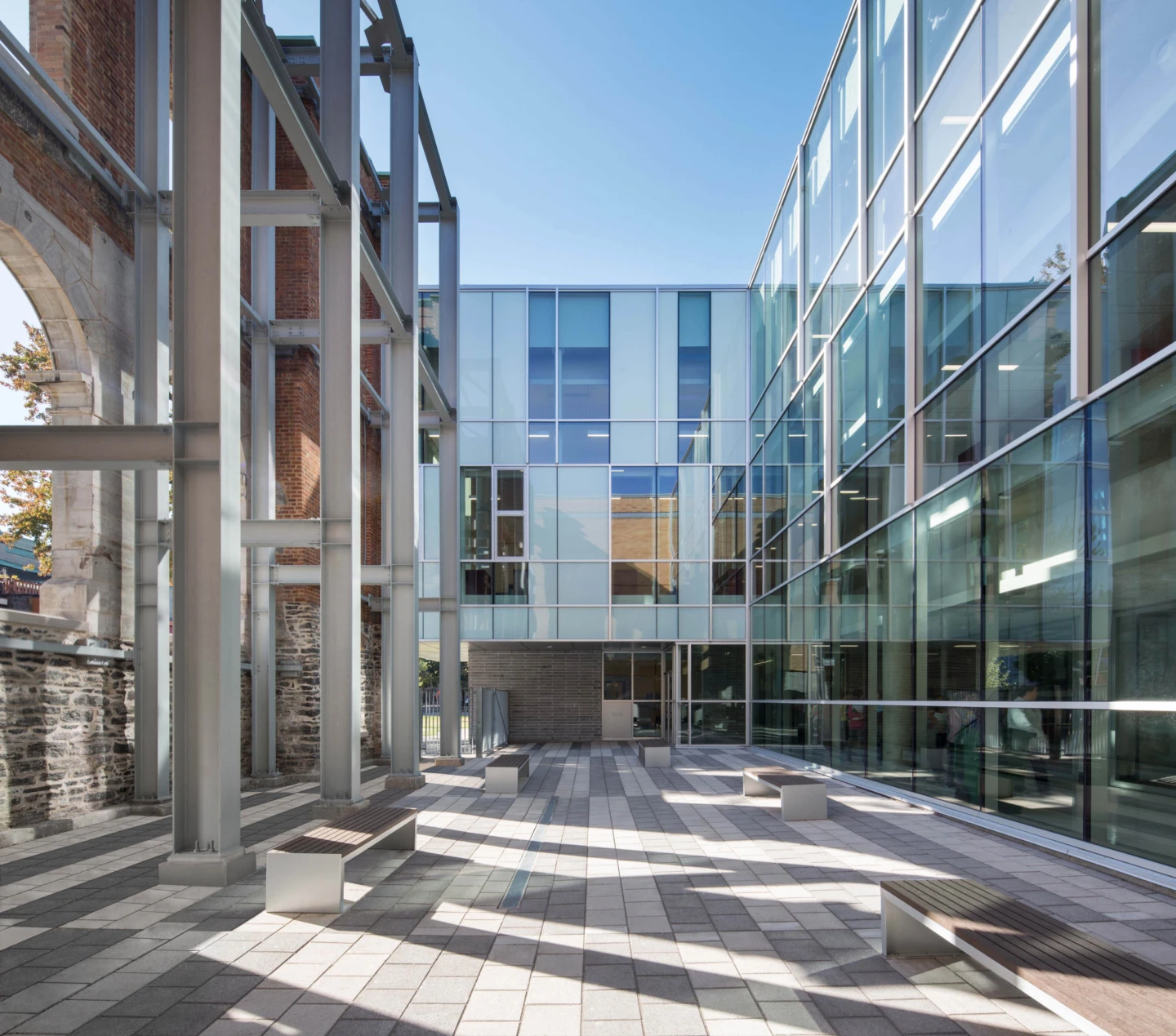 Extérieur de l’école Baril