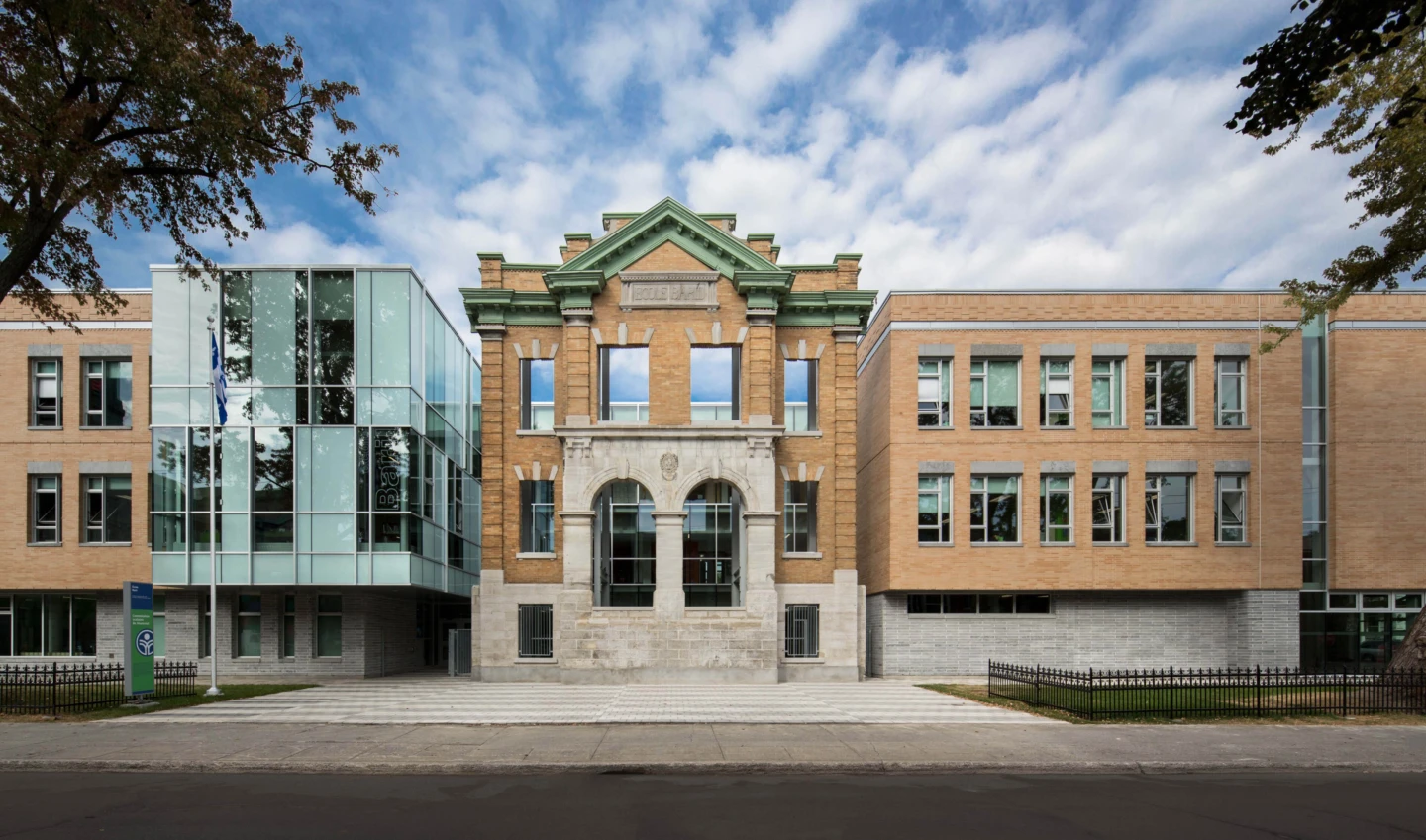 Extérieur de l’école Baril