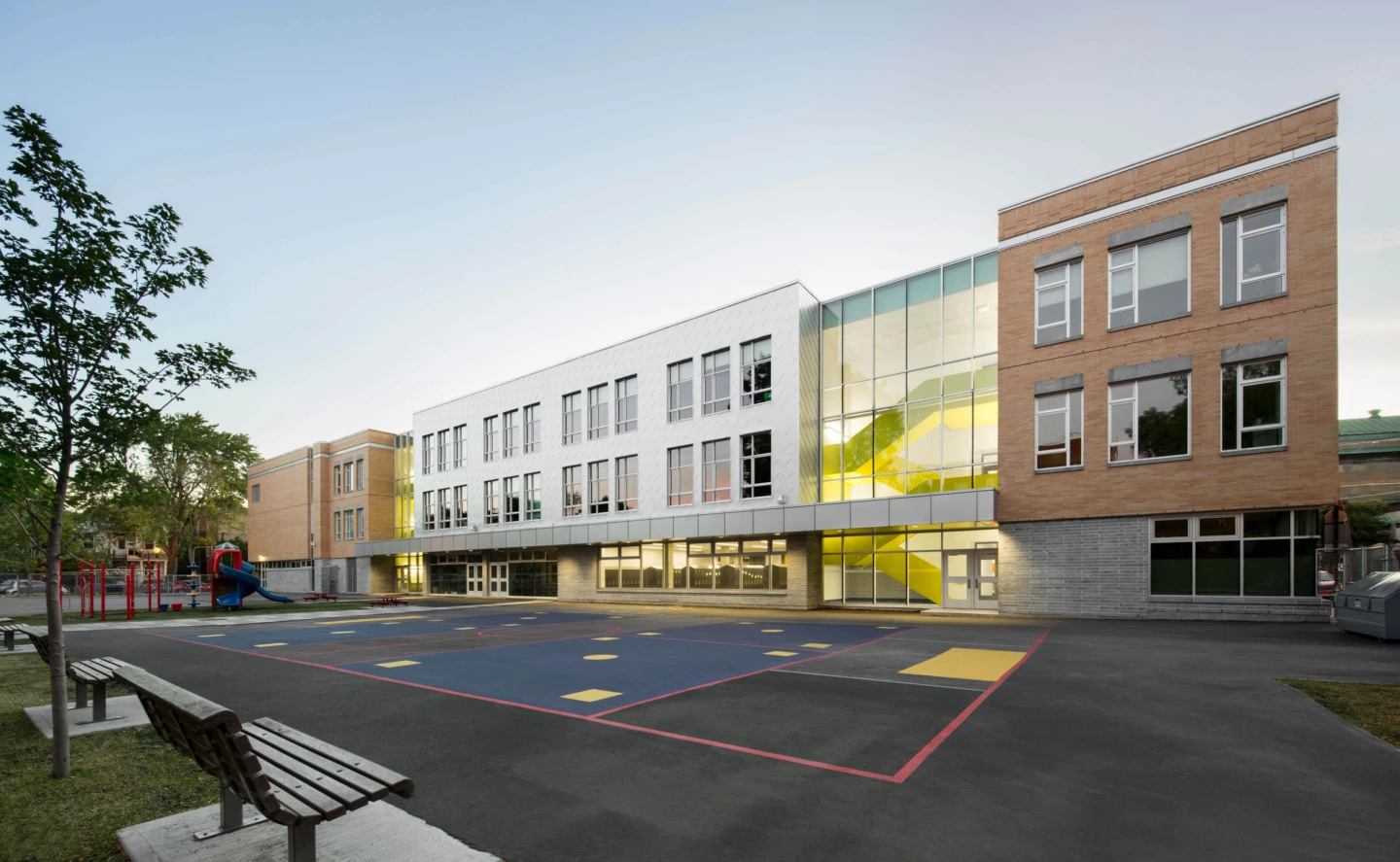 Extérieur de l’école Baril