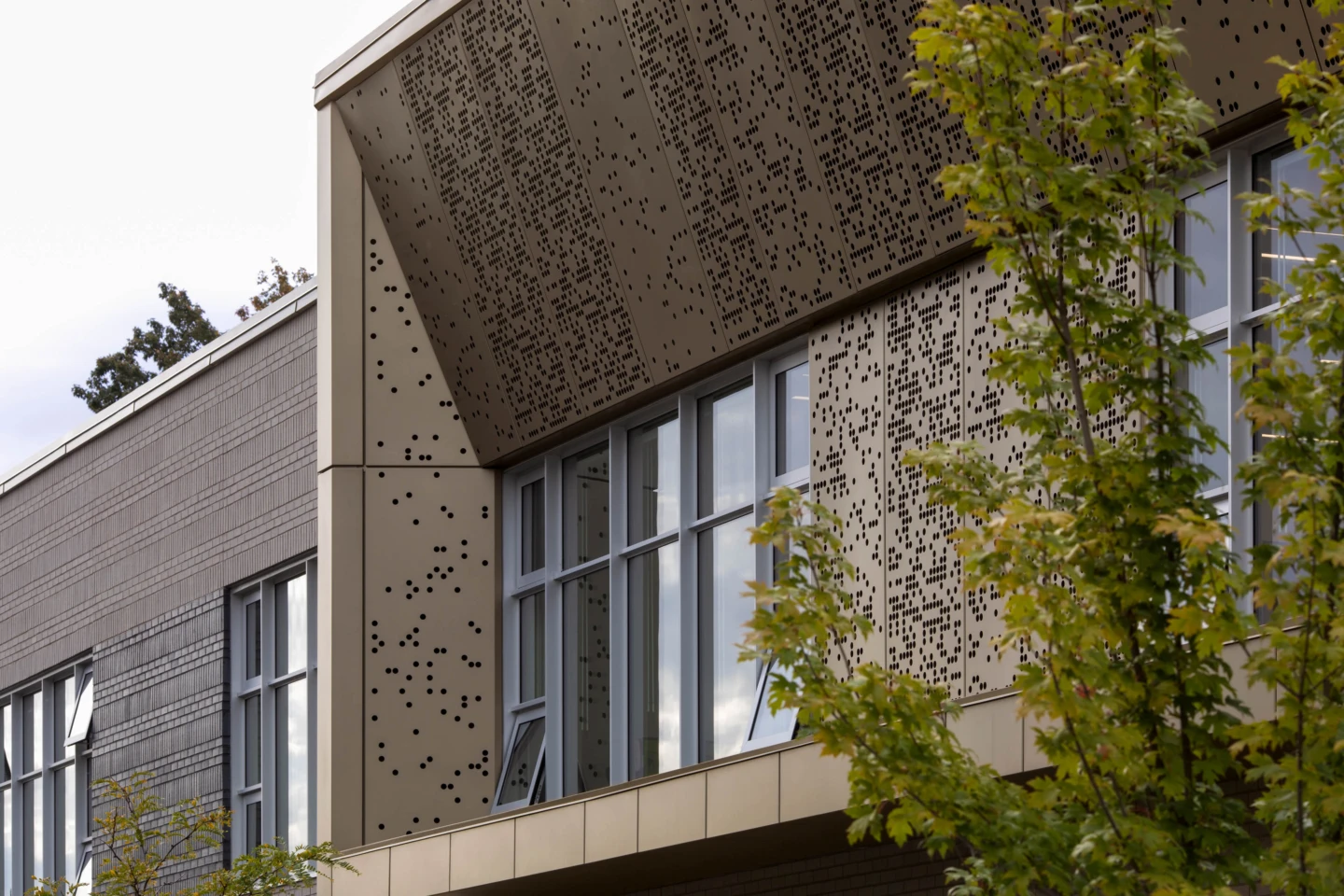 PR ECOLE PARC DE LA MONTAGNE AW 001